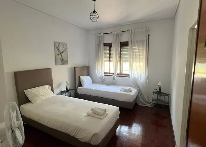 Goncalo Sampaio Apartment Porto